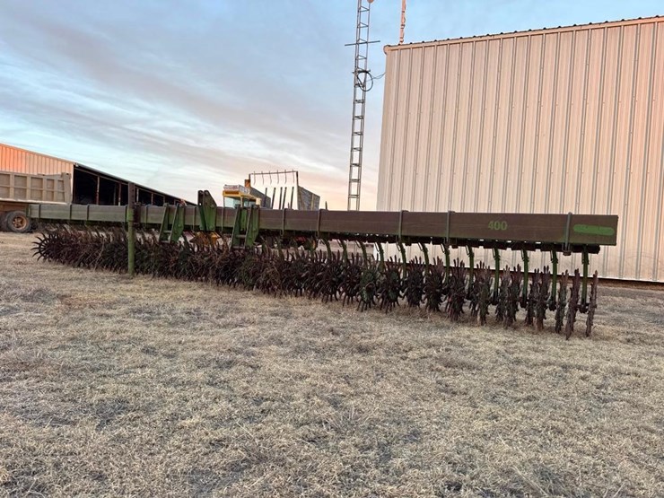 john-deere-400-image-1