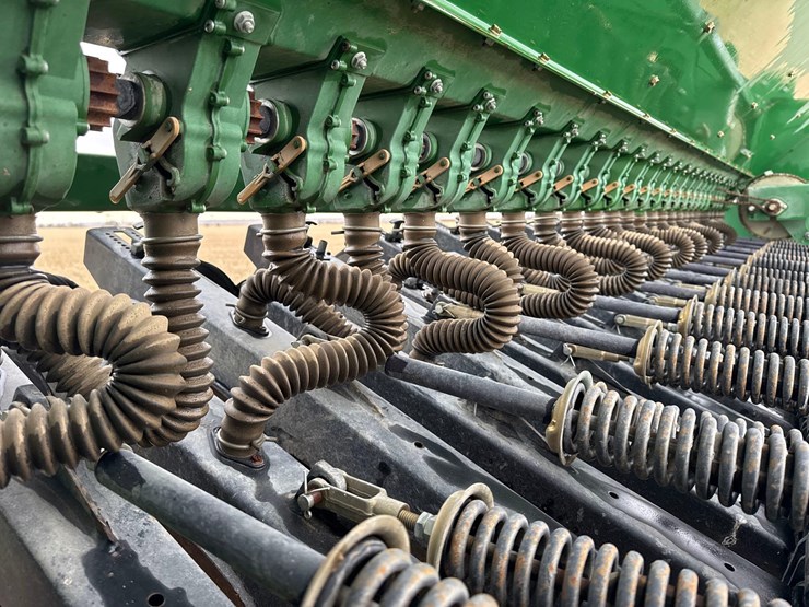 great-plains-1300-image-50