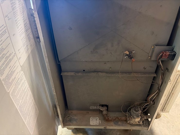 l.b.-white-premier-350df-heater-image-6