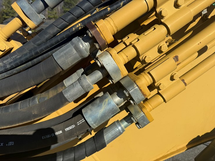 caterpillar-328d-image-42