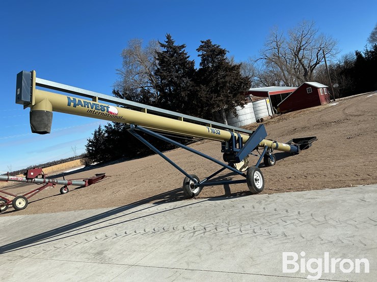 harvest-international-t1032-image-6