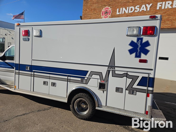 2001-ford-e450-image-18