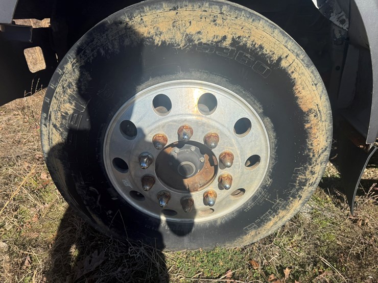 2000-ford-f750-image-49