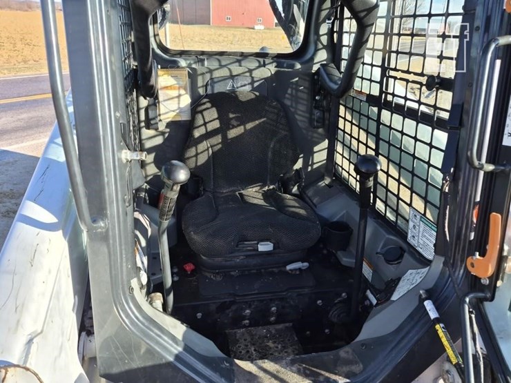 2019-bobcat-s590-image-14