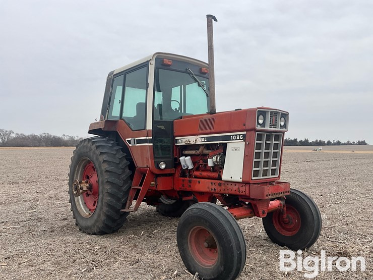 1977-international-1086-image-3