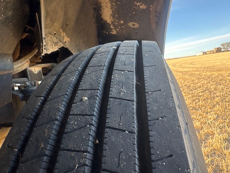 1999-international-60-image-59