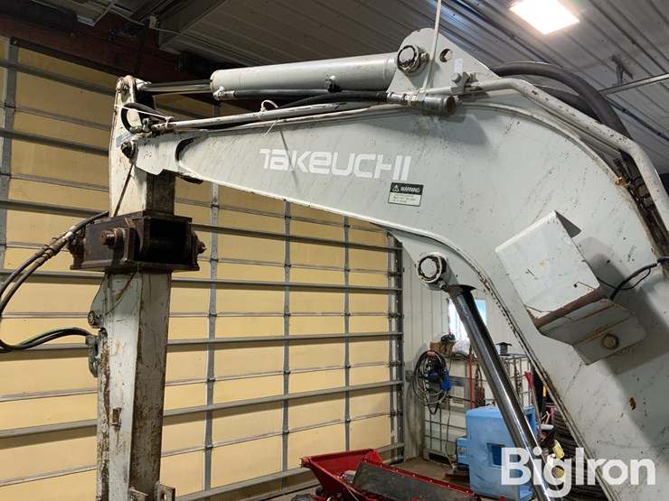 2006-takeuchi-tb135-image-14