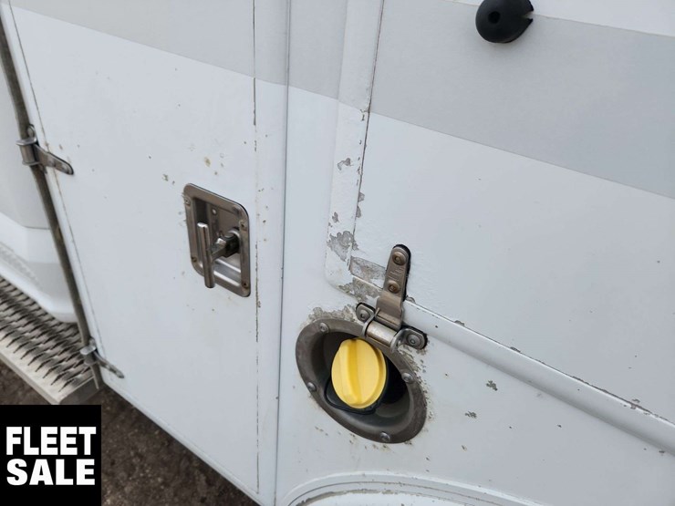 2017-ford-f350-image-42