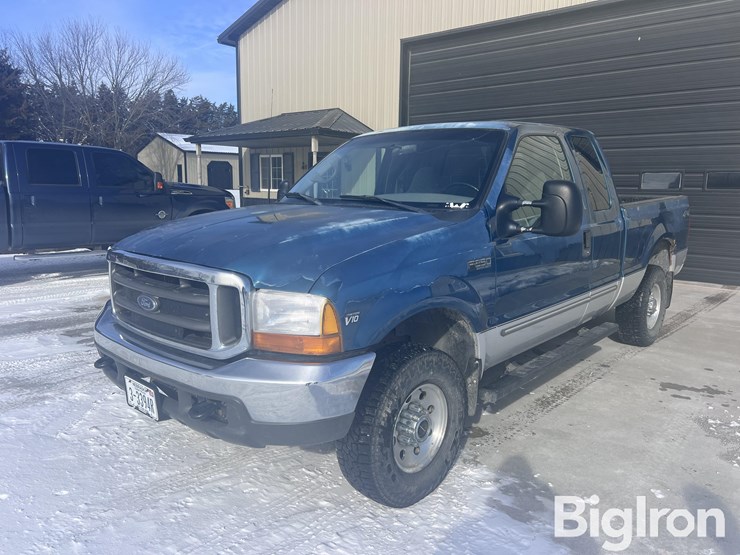 2000-ford-f250-xlt-image-1