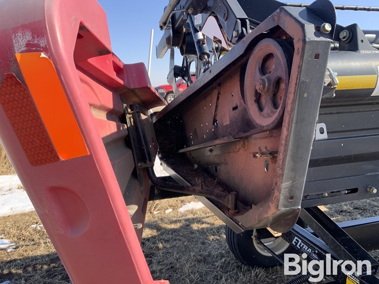 2010-case-ih-2152-image-14