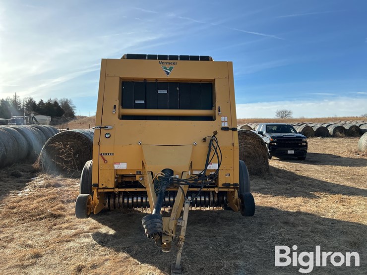 2007-vermeer-605m-image-2