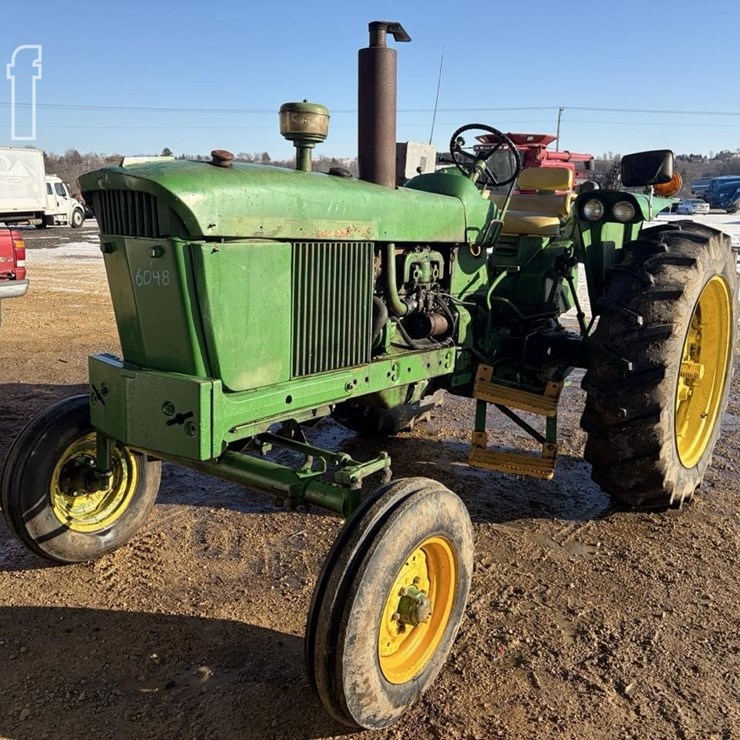 JOHN DEERE 3010