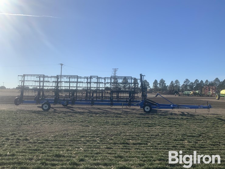 new-holland-sg320-image-4