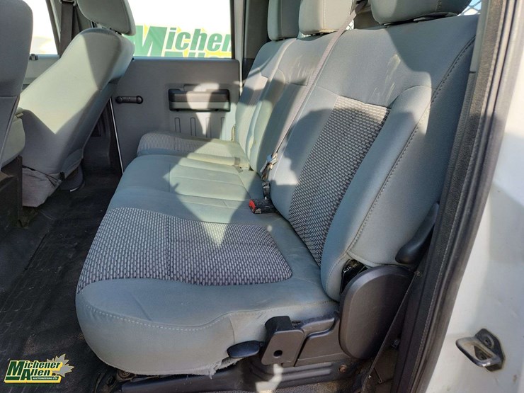 2011-ford-f350-image-19