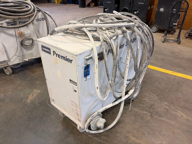 l.b.-white-premier-350df-heater-image-1