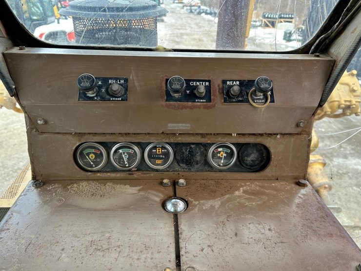 caterpillar-d7g-image-25