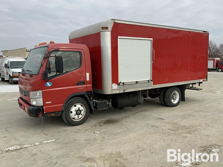 2013-mitsubishi-fuso-canter-fe180-image-1