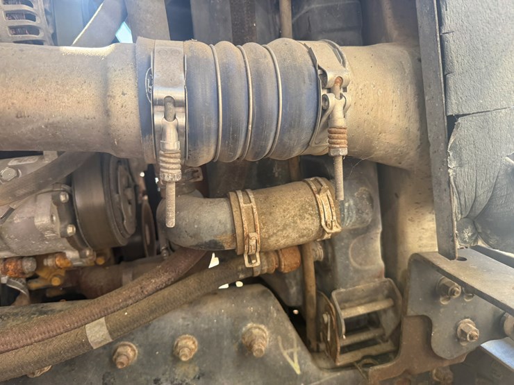 2000-ford-f750-image-18