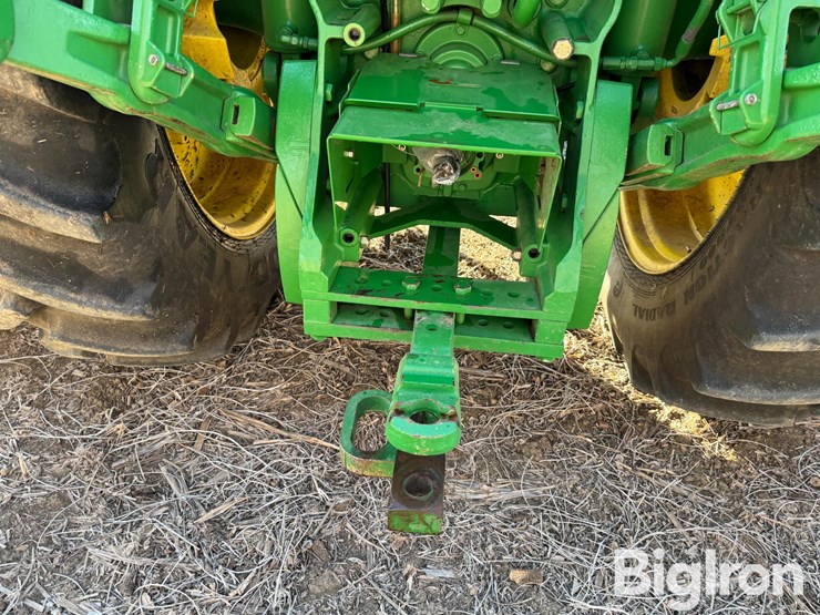 2010-john-deere-8225r-image-19