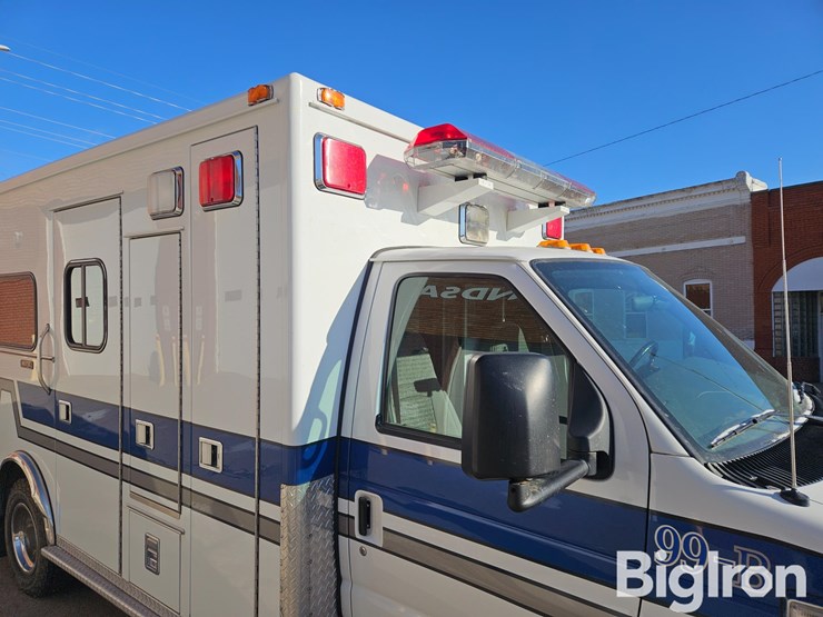 2001-ford-e450-image-12