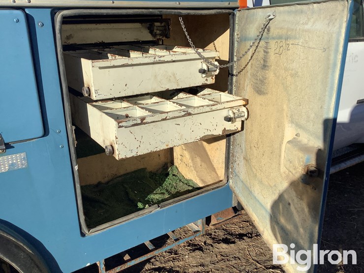 2002-ford-f550-xl-image-19