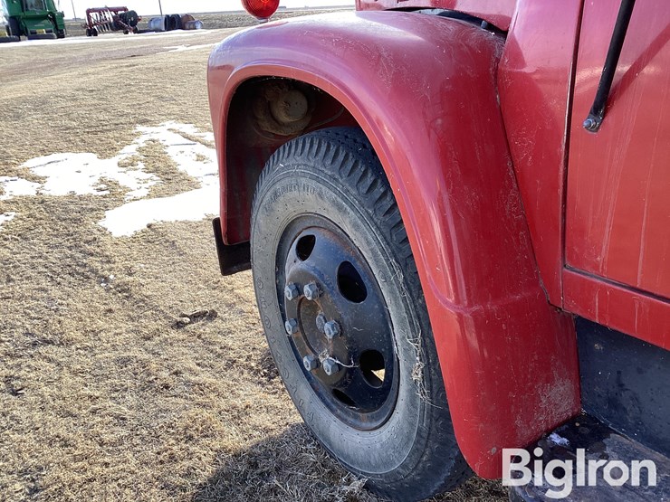 1967-international-loadstar-image-20