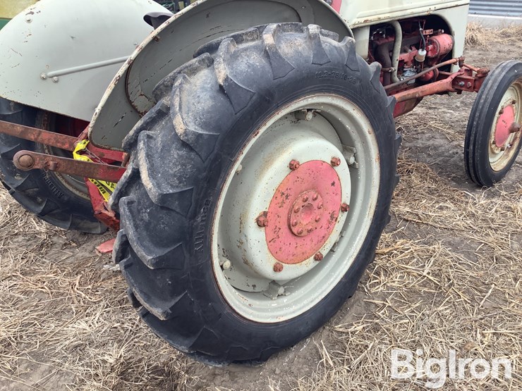 ford-tractor-image-14