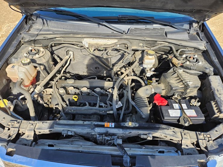 2012-ford-escape-image-9