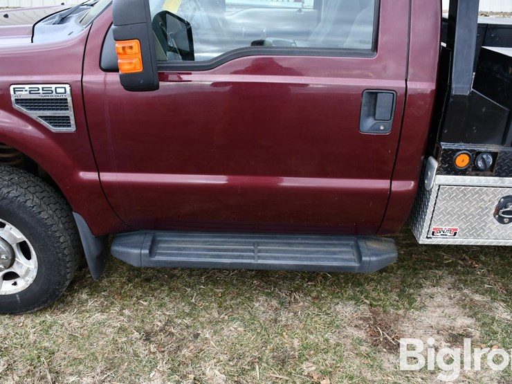 2010-ford-f250-xlt-image-13