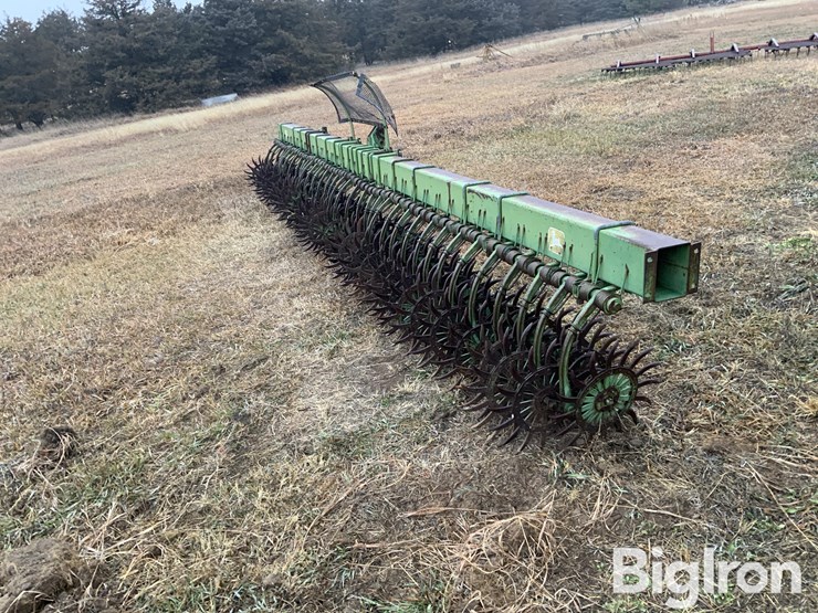 john-deere-400-image-5