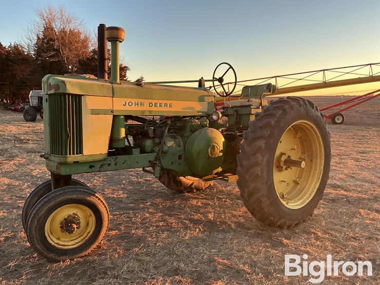1958-john-deere-620-image-1