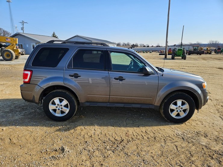 2012-ford-escape-image-6