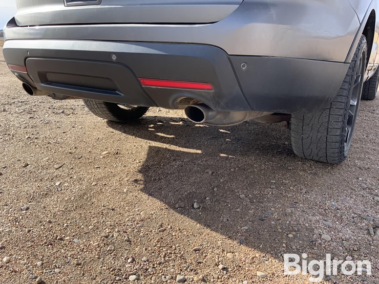 2014-ford-explorer-xlt-image-16