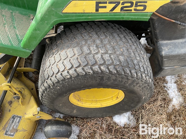 john-deere-f725-image-20