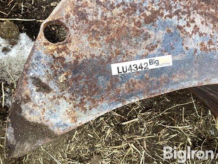 john-deere-534-image-13