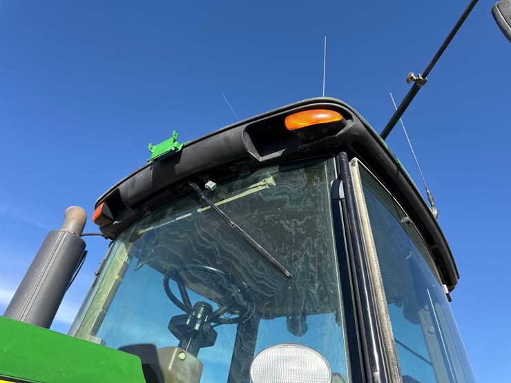 2008-john-deere-8330-image-58