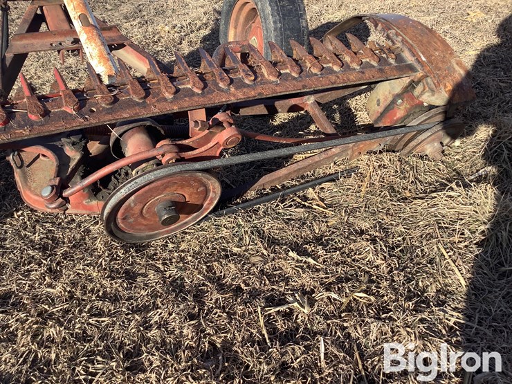 international-1100-image-15