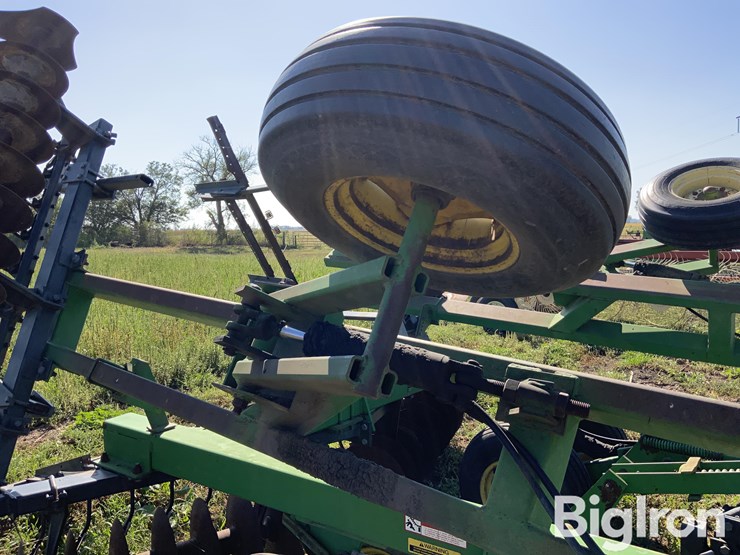 john-deere-630-image-14