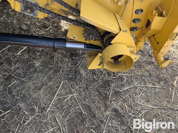 2011-new-holland-cr9080-image-12