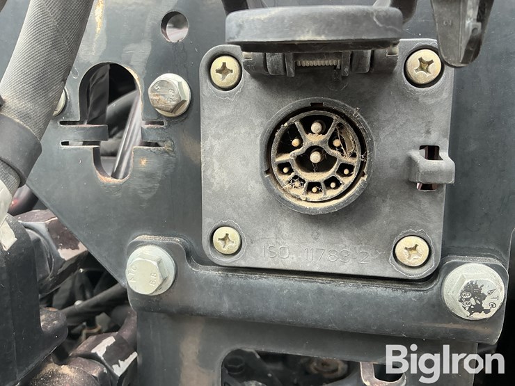 2015-case-ih-magnum-310-image-18