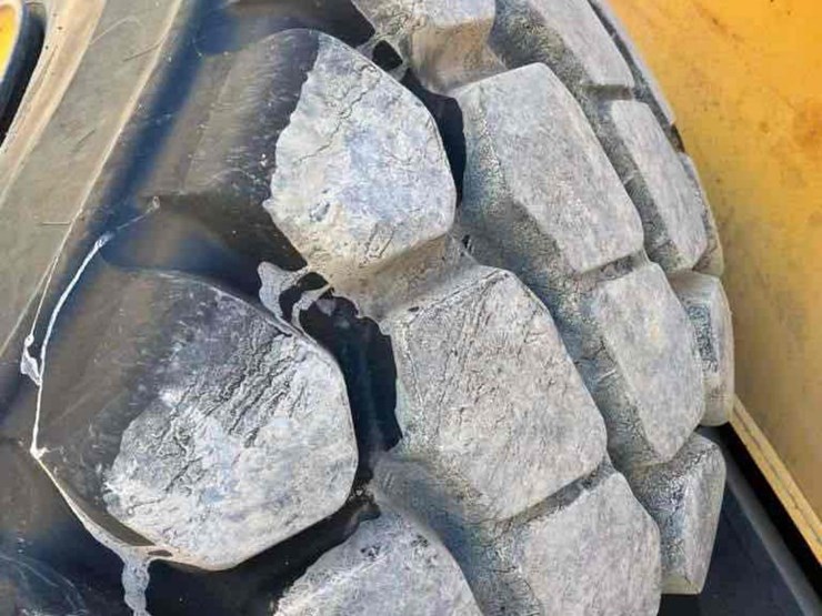 2019-komatsu-hm400-5-image-10