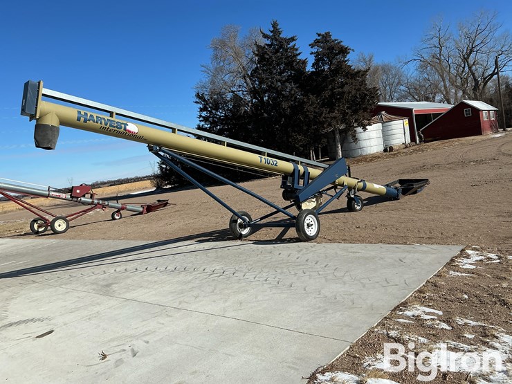 harvest-international-t1032-image-5