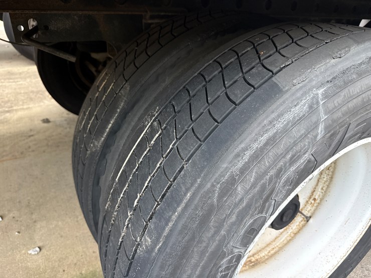 2005-great-dane-53-image-29