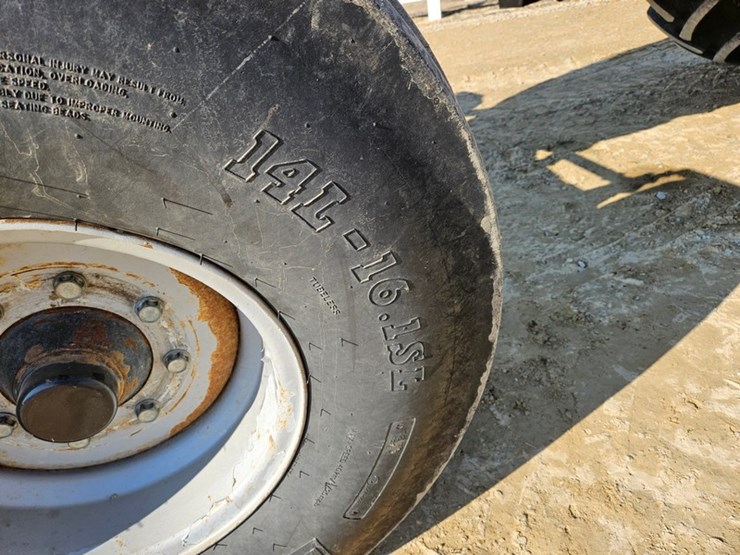 case-ih-mxm175-image-48