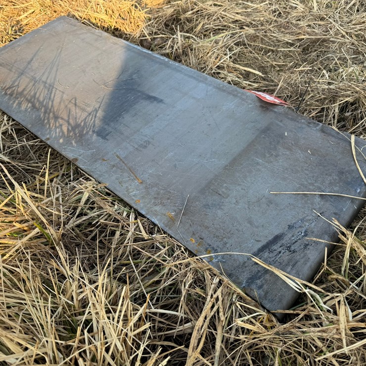 #2822 • Unused Skid Steer Weldable Quick Attach Plate