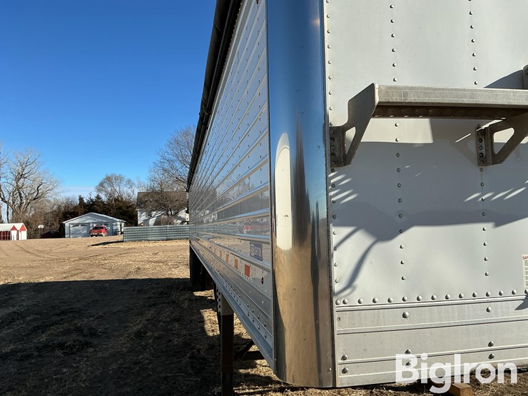 2015-stoughton-ahv-421t-ar-a-image-10