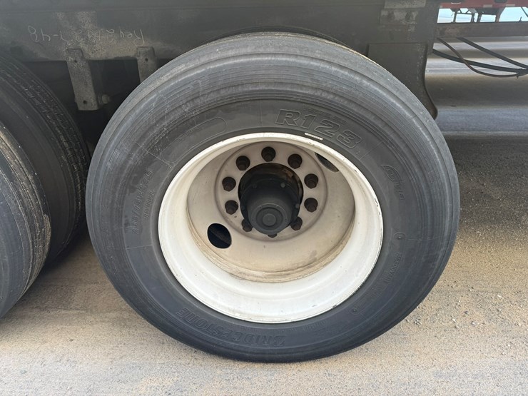 2005-great-dane-53-image-24