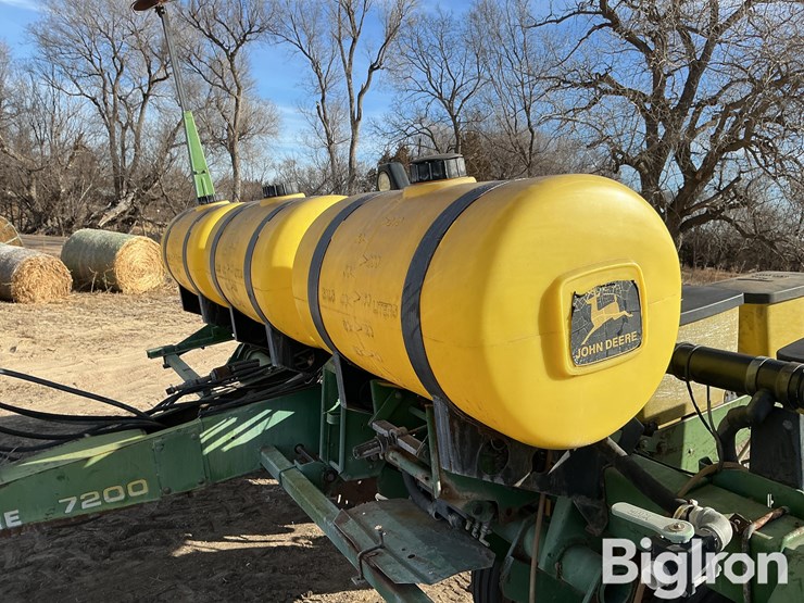 john-deere-7200-image-18