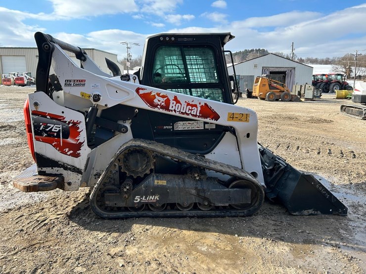 2020-bobcat-t76-image-5