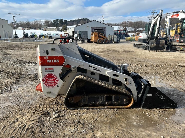 2019-bobcat-mt85-image-5